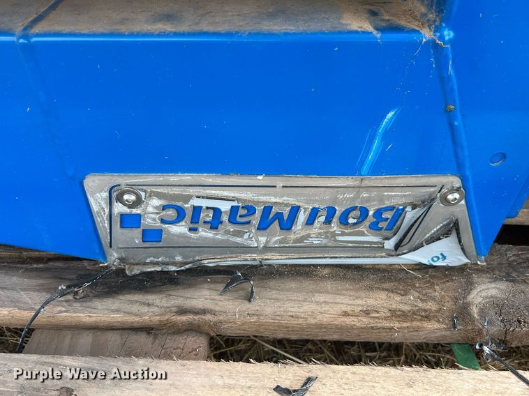 image for item EJ2981 (40) BouMatic Handy Brush cow brushes