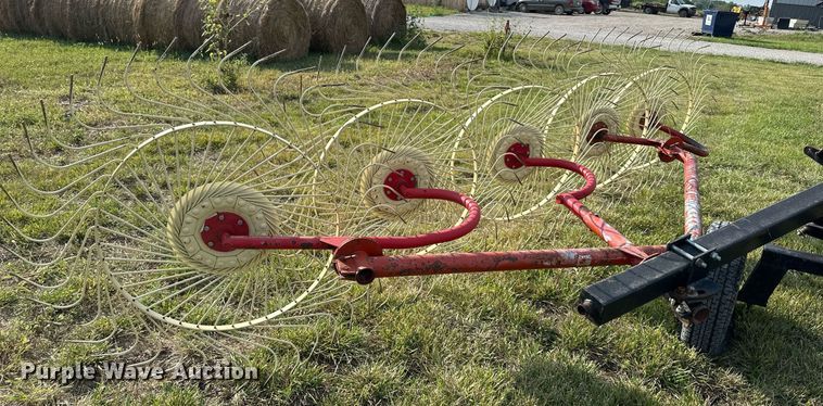 image for item EJ7201 Ogden KM Caddy hay rake