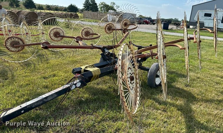image for item EJ7202 Ogden KM Caddy hay rake