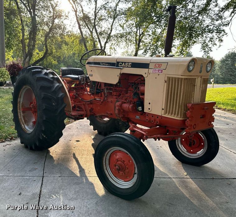 image for item EJ7216 1965 Case  530 tractor