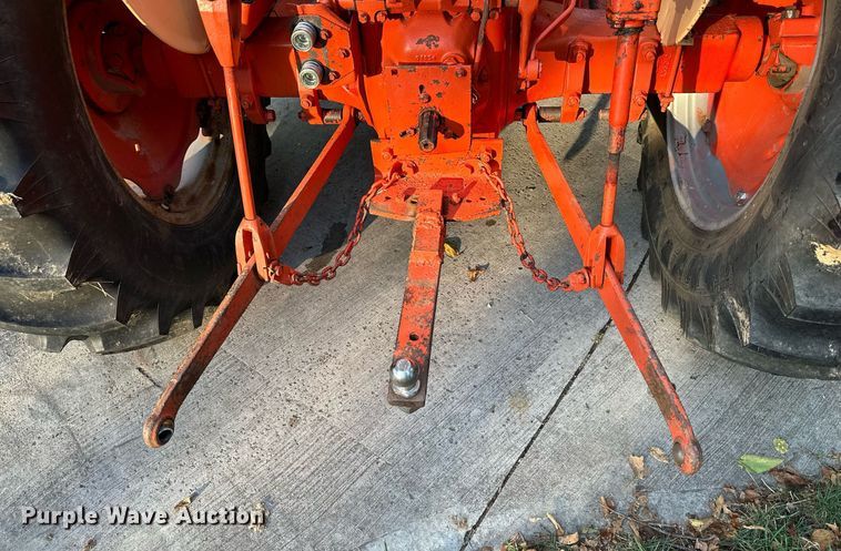 image for item EJ7216 1965 Case  530 tractor