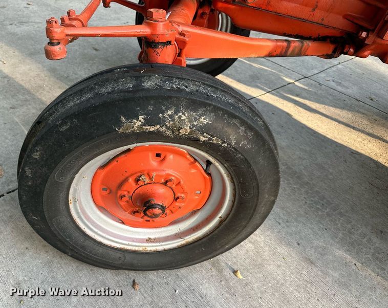 image for item EJ7216 1965 Case  530 tractor