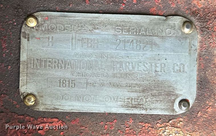 image for item EJ7218 1946 International Harvester Farmall  H tractor