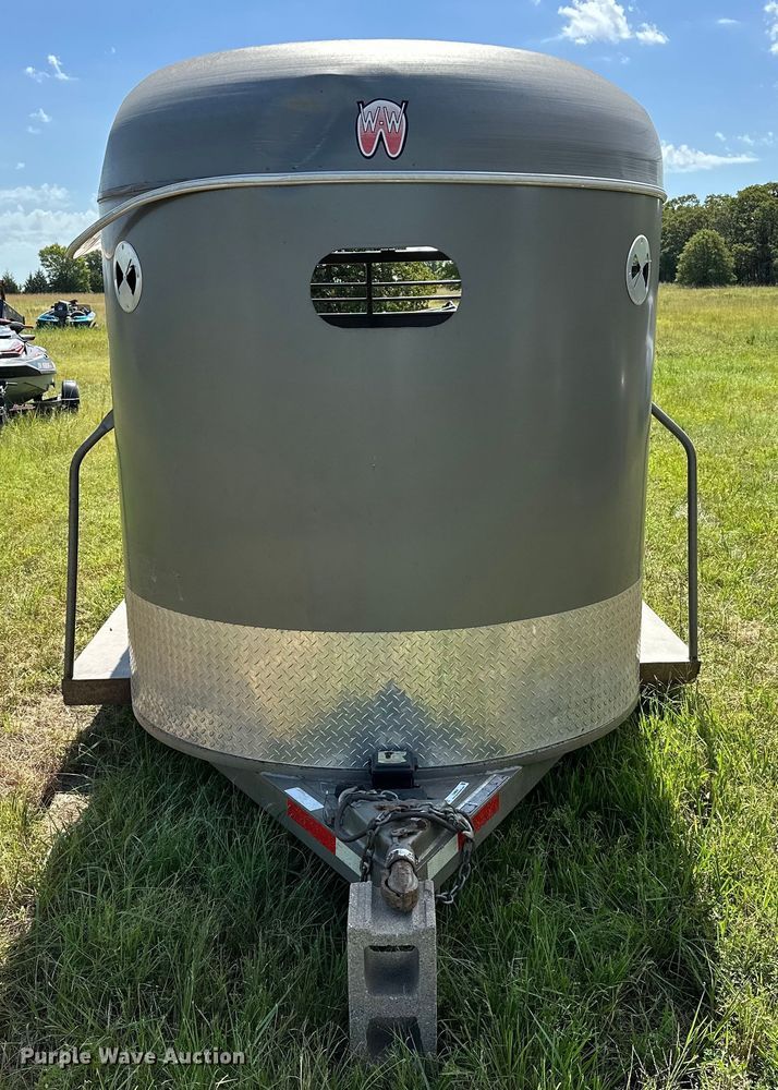 image for item EJ8864 2015 W-W livestock trailer