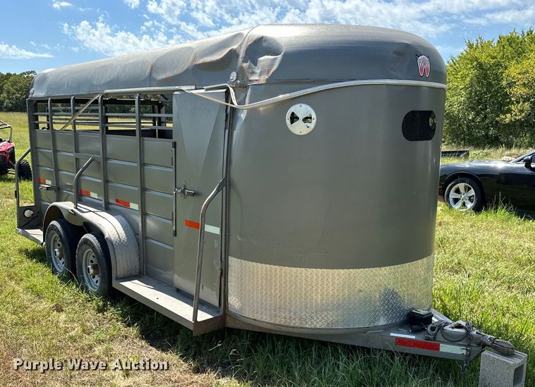 image for item EJ8864 2015 W-W livestock trailer