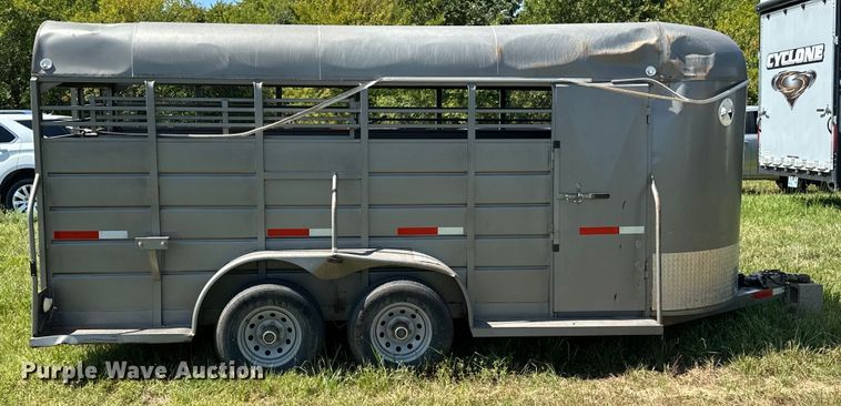 image for item EJ8864 2015 W-W livestock trailer