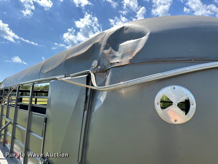 image for item EJ8864 2015 W-W livestock trailer