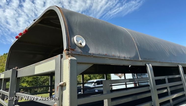 image for item EJ8864 2015 W-W livestock trailer