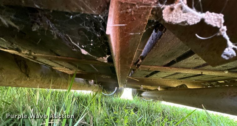 image for item EJ8864 2015 W-W livestock trailer