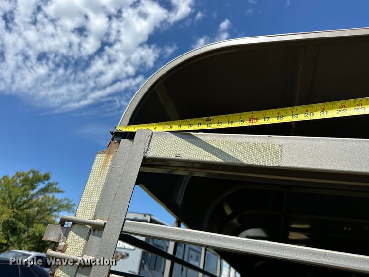 image for item EJ8864 2015 W-W livestock trailer