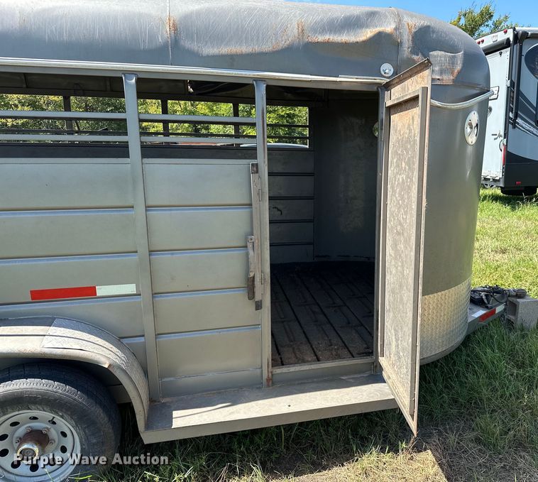 image for item EJ8864 2015 W-W livestock trailer