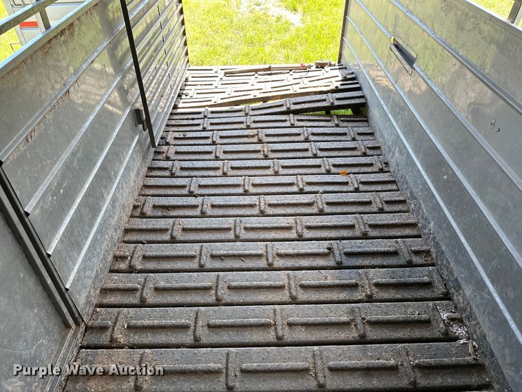 image for item EJ8864 2015 W-W livestock trailer