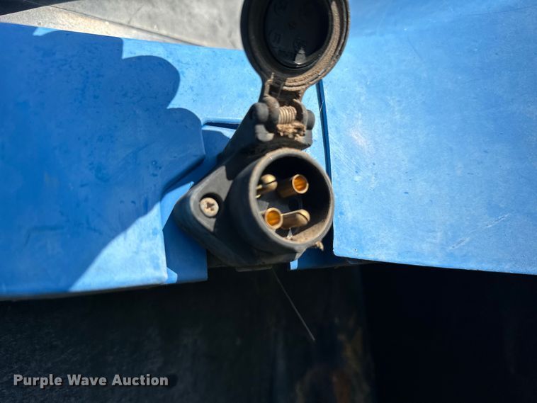 image for item EJ8877 2004 New Holland  TS115A MFWD tractor