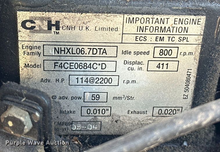 image for item EJ8877 2004 New Holland  TS115A MFWD tractor