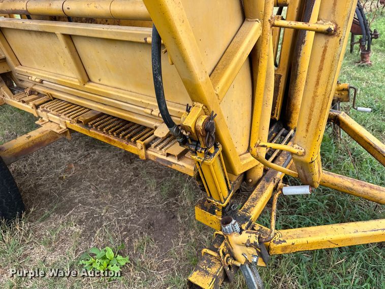 image for item EJ8878 Livestock chute 