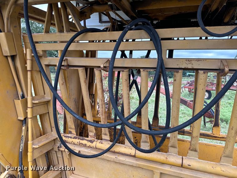 image for item EJ8878 Livestock chute 