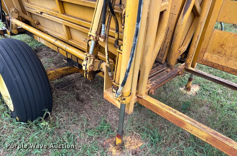 image for item EJ8878 Livestock chute 