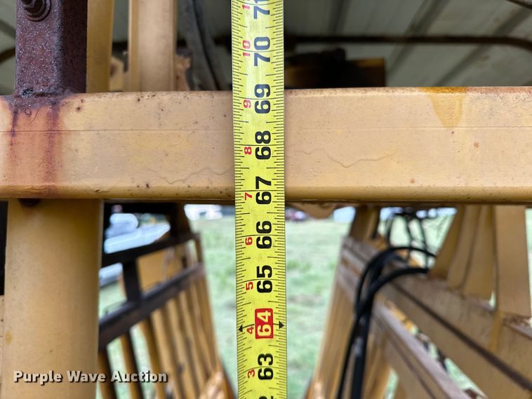 image for item EJ8878 Livestock chute 