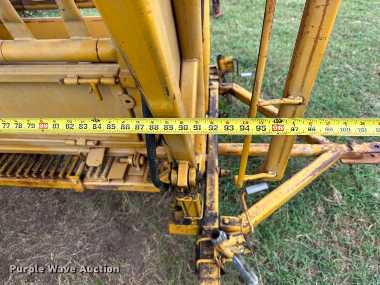 image for item EJ8878 Livestock chute 