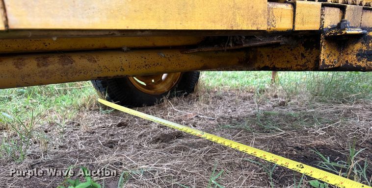 image for item EJ8878 Livestock chute 