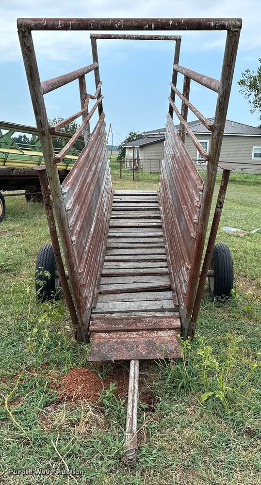 image for item EJ8881 Livestock loading chute
