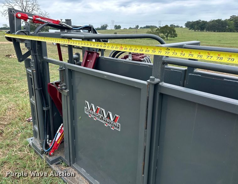 image for item EJ8882 WW  livestock chute 