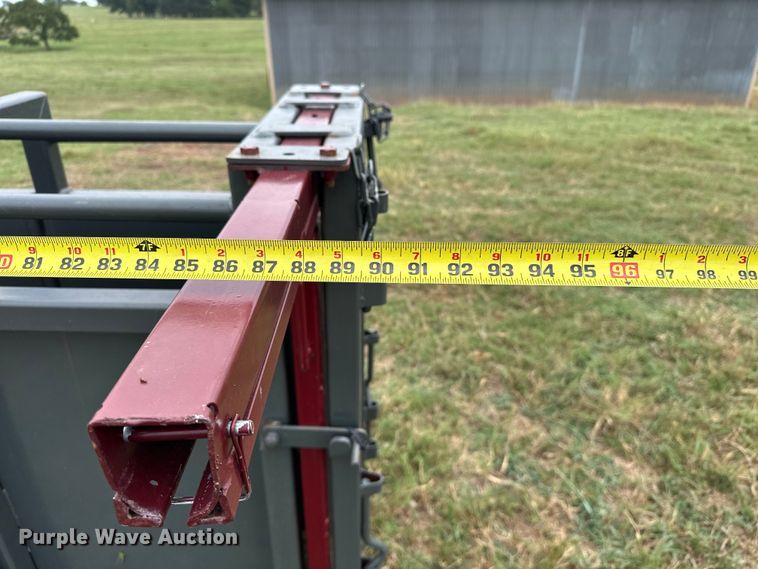 image for item EJ8882 WW  livestock chute 