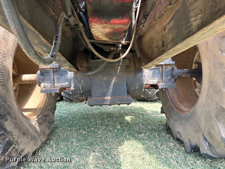 image for item EJ8883 1978 Allis-Chalmers  7580 4WD tractor