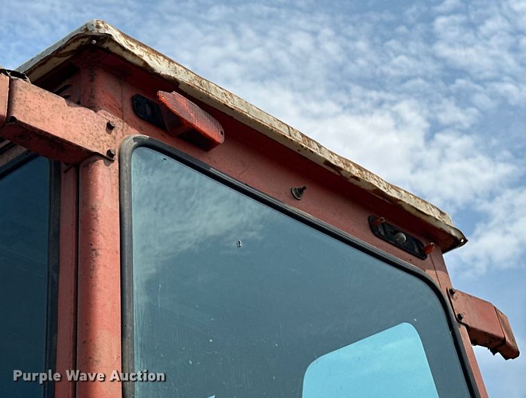 image for item EJ8883 1978 Allis-Chalmers  7580 4WD tractor