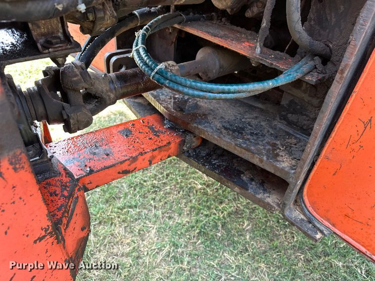 image for item EJ8883 1978 Allis-Chalmers  7580 4WD tractor