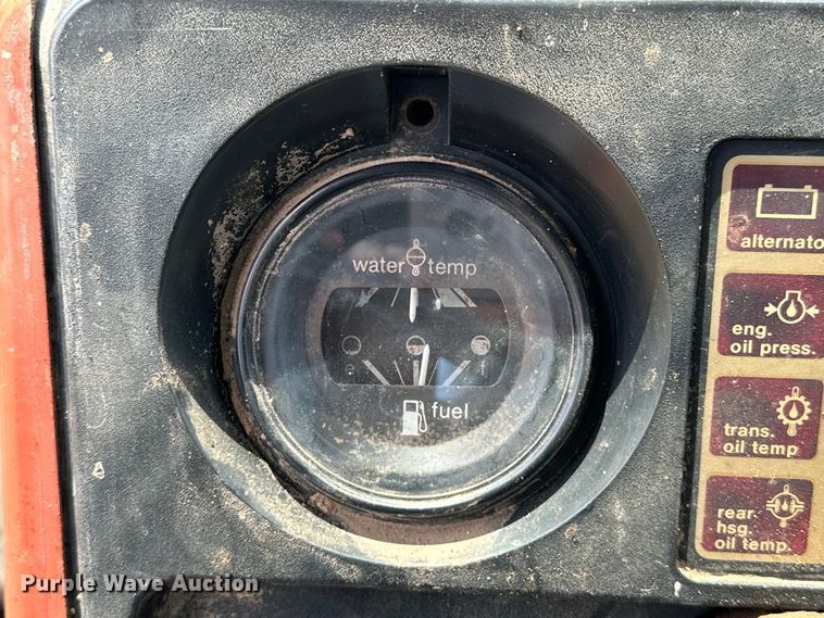 image for item EJ8883 1978 Allis-Chalmers  7580 4WD tractor