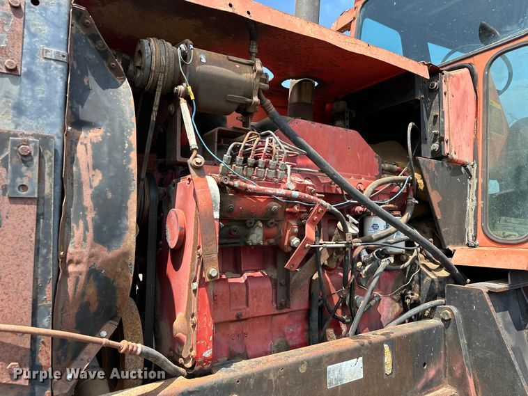 image for item EJ8883 1978 Allis-Chalmers  7580 4WD tractor