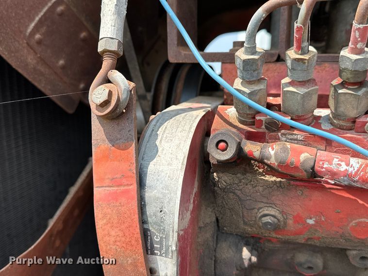 image for item EJ8883 1978 Allis-Chalmers  7580 4WD tractor