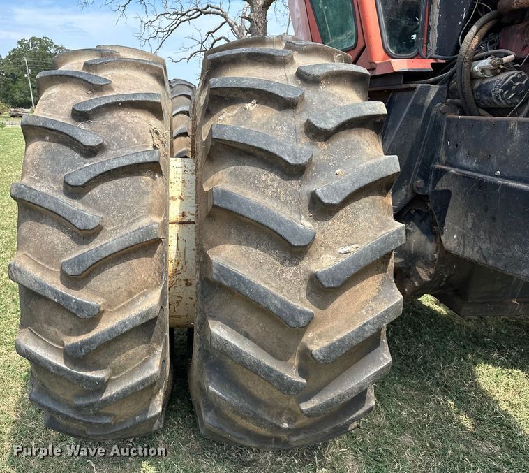 image for item EJ8883 1978 Allis-Chalmers  7580 4WD tractor