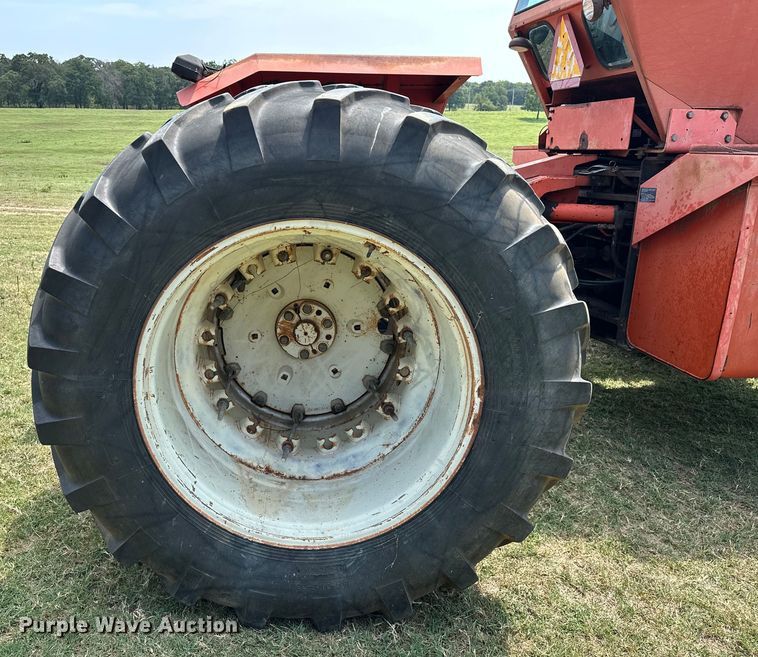 image for item EJ8883 1978 Allis-Chalmers  7580 4WD tractor