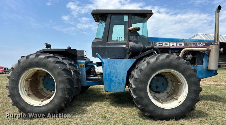 image for item EJ8884 1990 Ford 876 Versatile  4WD tractor