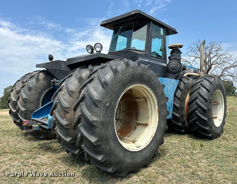 image for item EJ8884 1990 Ford 876 Versatile  4WD tractor