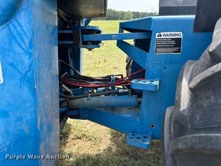 image for item EJ8884 1990 Ford 876 Versatile  4WD tractor