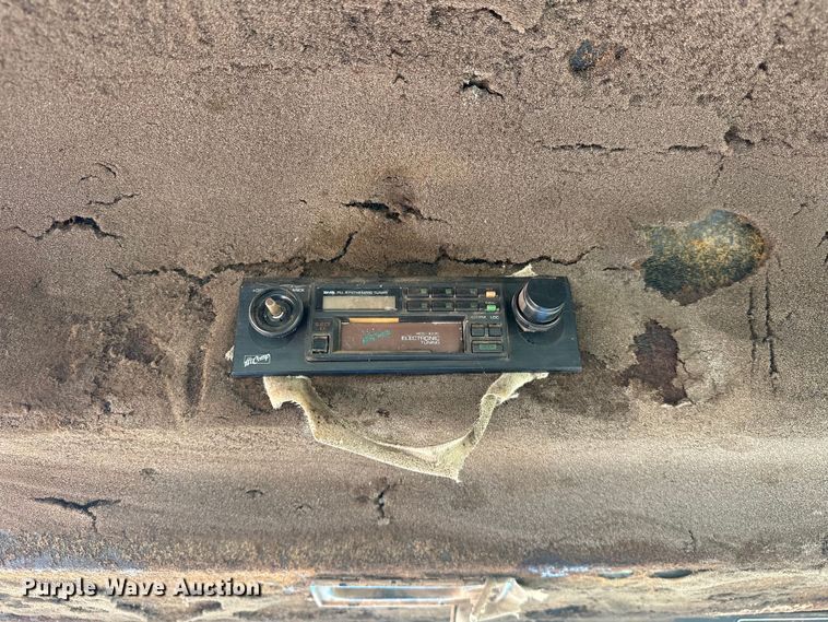 image for item EJ8884 1990 Ford 876 Versatile  4WD tractor