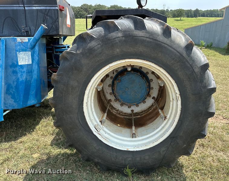 image for item EJ8884 1990 Ford 876 Versatile  4WD tractor