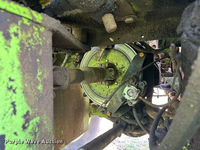 image for item EJ8885 1975 Steiger Bearcat II 4WD tractor