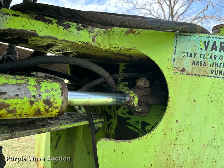 image for item EJ8885 1975 Steiger Bearcat II 4WD tractor