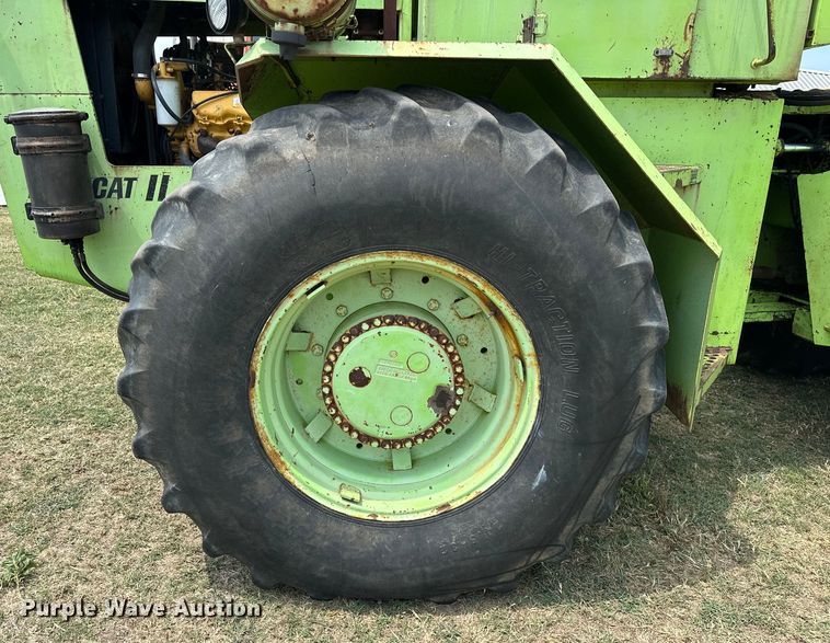 image for item EJ8885 1975 Steiger Bearcat II 4WD tractor