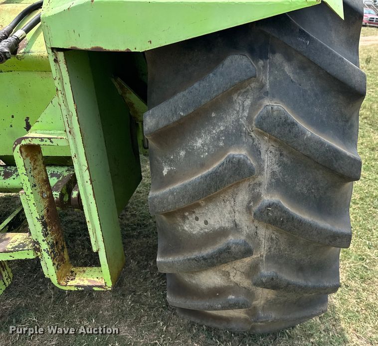 image for item EJ8885 1975 Steiger Bearcat II 4WD tractor