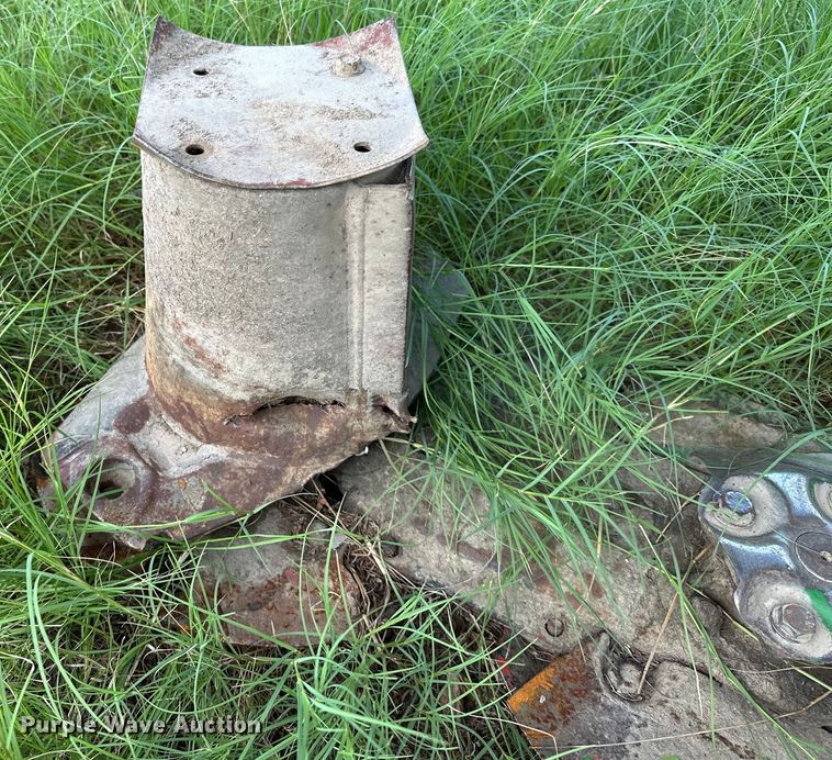 image for item EJ8894 2015 John Deere 275 disc mower