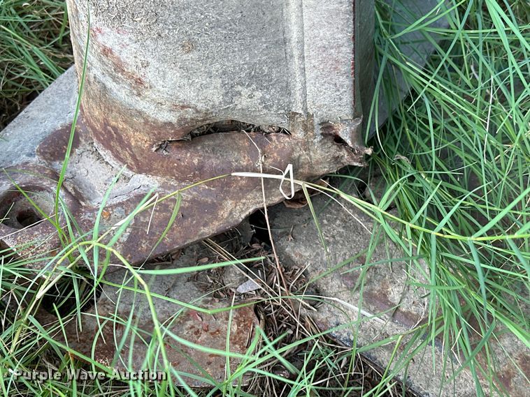 image for item EJ8894 2015 John Deere 275 disc mower