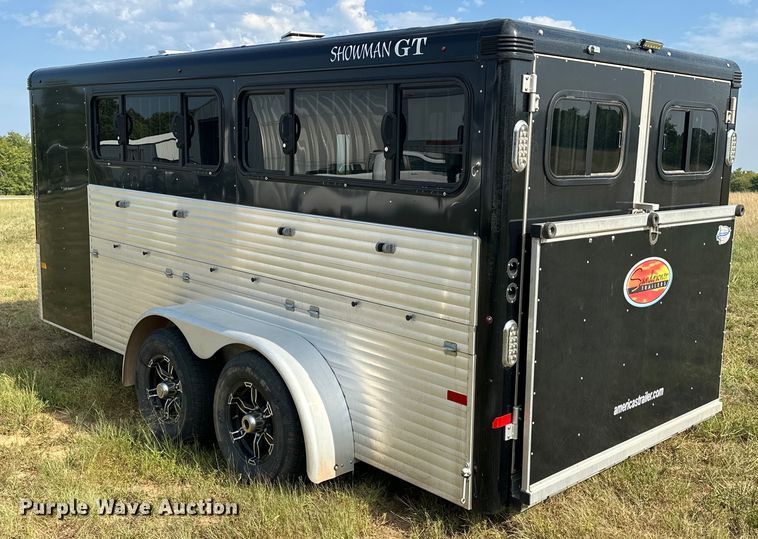 image for item EJ8909 2021 Sundowner  Showman GT livestock trailer