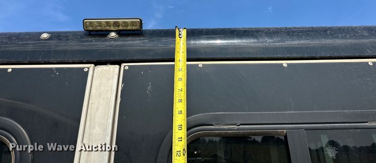 image for item EJ8909 2021 Sundowner  Showman GT livestock trailer