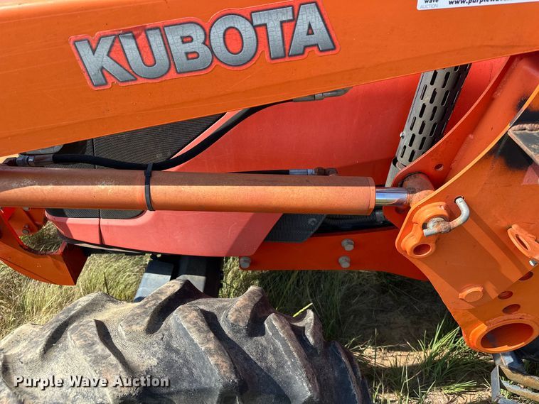 image for item EJ8910 2012 Kubota M7040D MFWD tractor