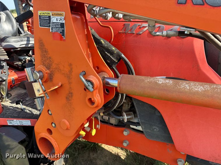 image for item EJ8910 2012 Kubota M7040D MFWD tractor